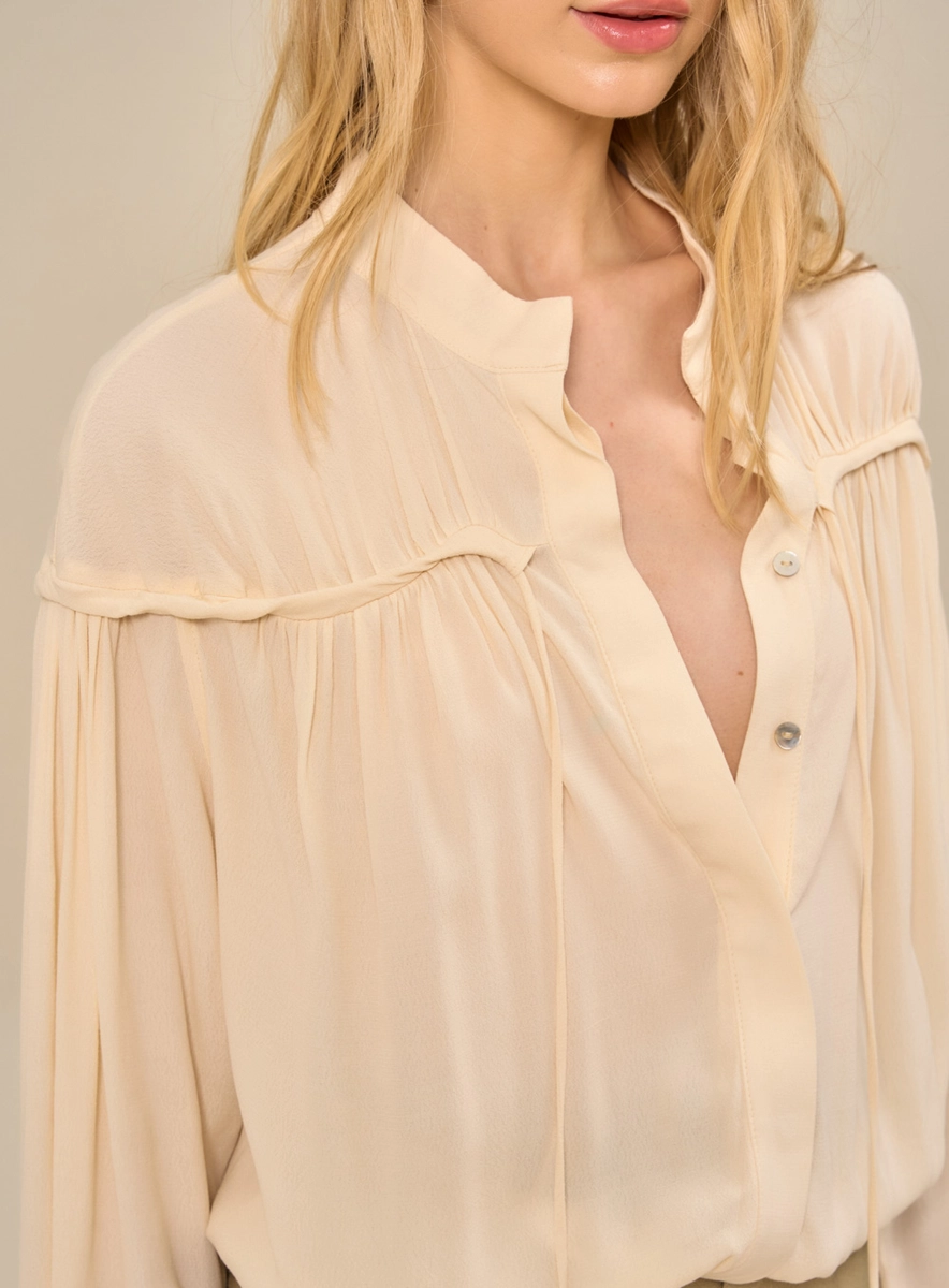 Camisa Feminina Fluida Com Franzidos Bege Souisy
