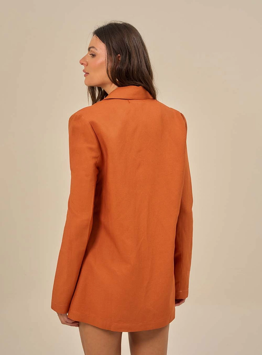 Blazer Alongado Com Lapela Marrom Souisy