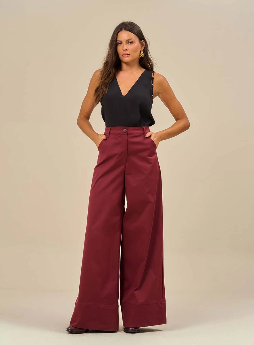 Calça Cintura Alta Com Bolsos Faca Bordô Souisy
