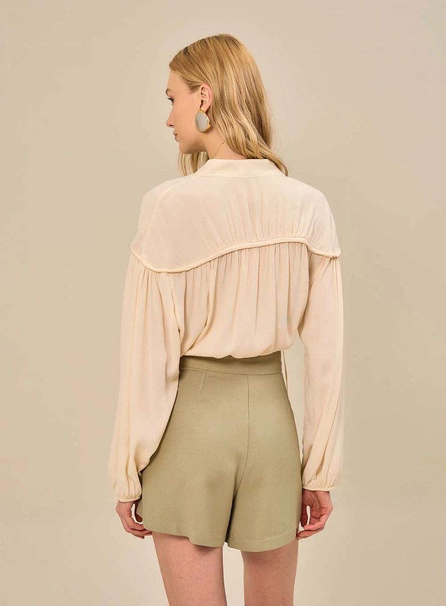 Short Básico De Alfaiataria Com Cintura Alta Verde Souisy