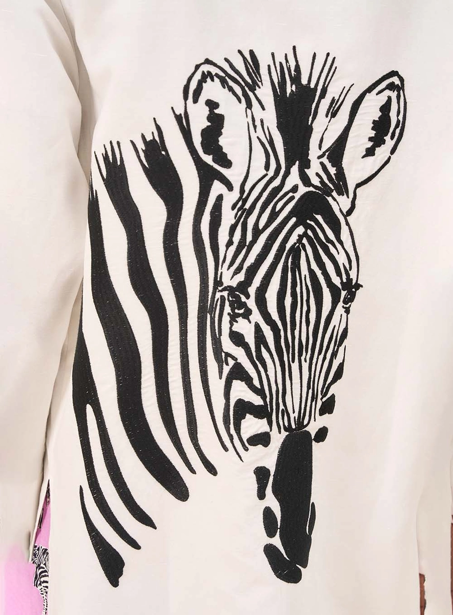 Camisa Feminina Alongada Com Estampa Animal Print Off Shell Souisy