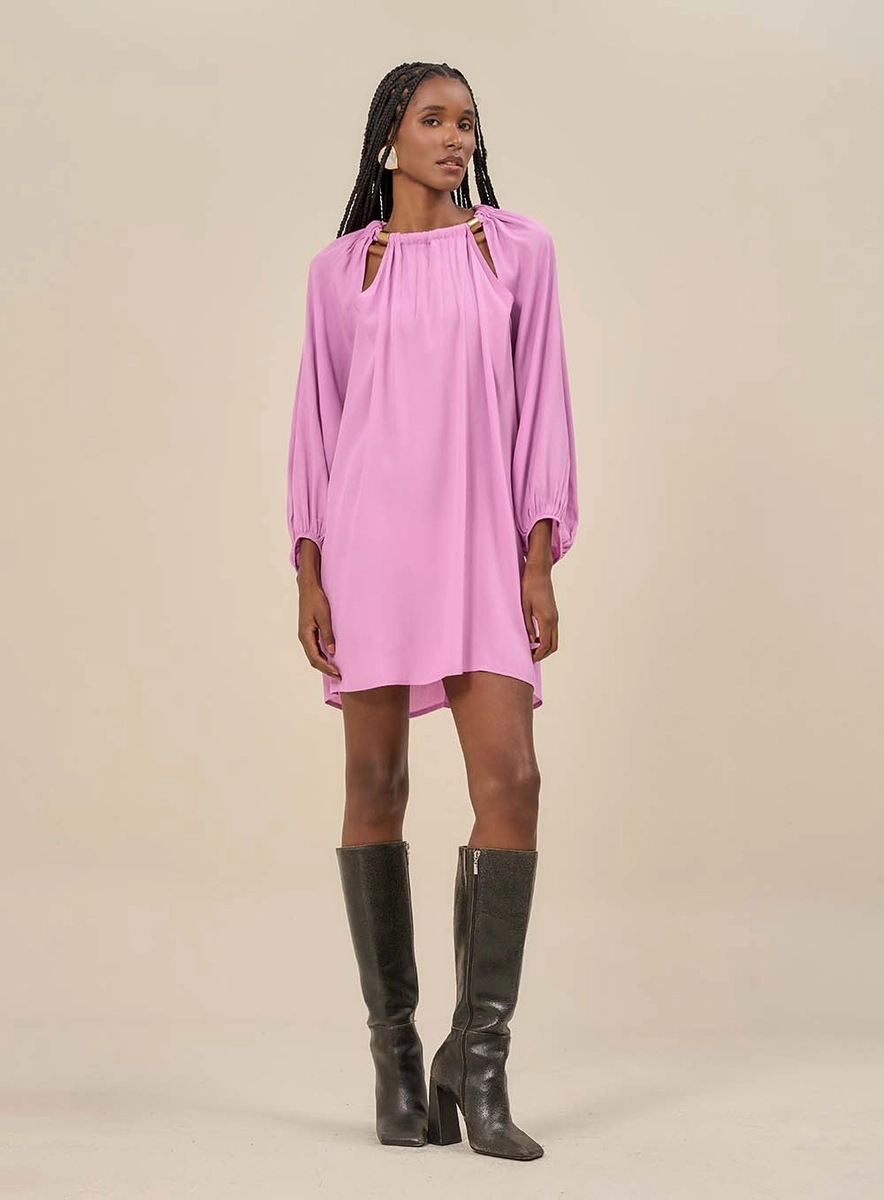 Vestido Curto Com Abertura Na Gola Roxo Souisy