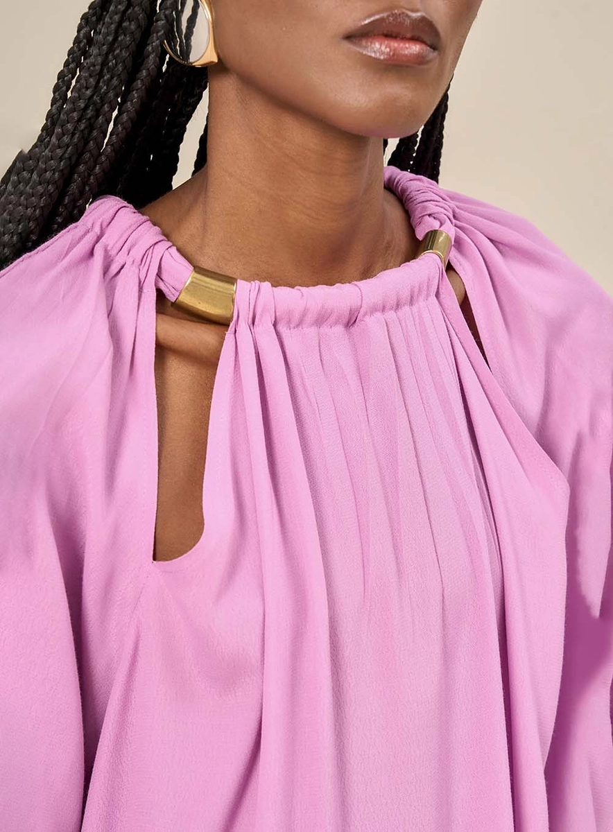 Vestido Curto Com Abertura Na Gola Roxo Souisy