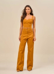 Calça Feminina Com Dois Botões