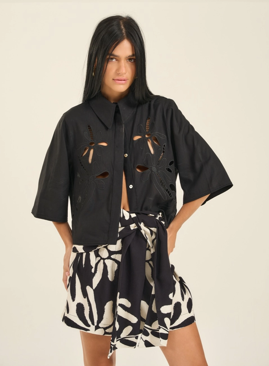 Camisa Linho Bordada Preto Souisy