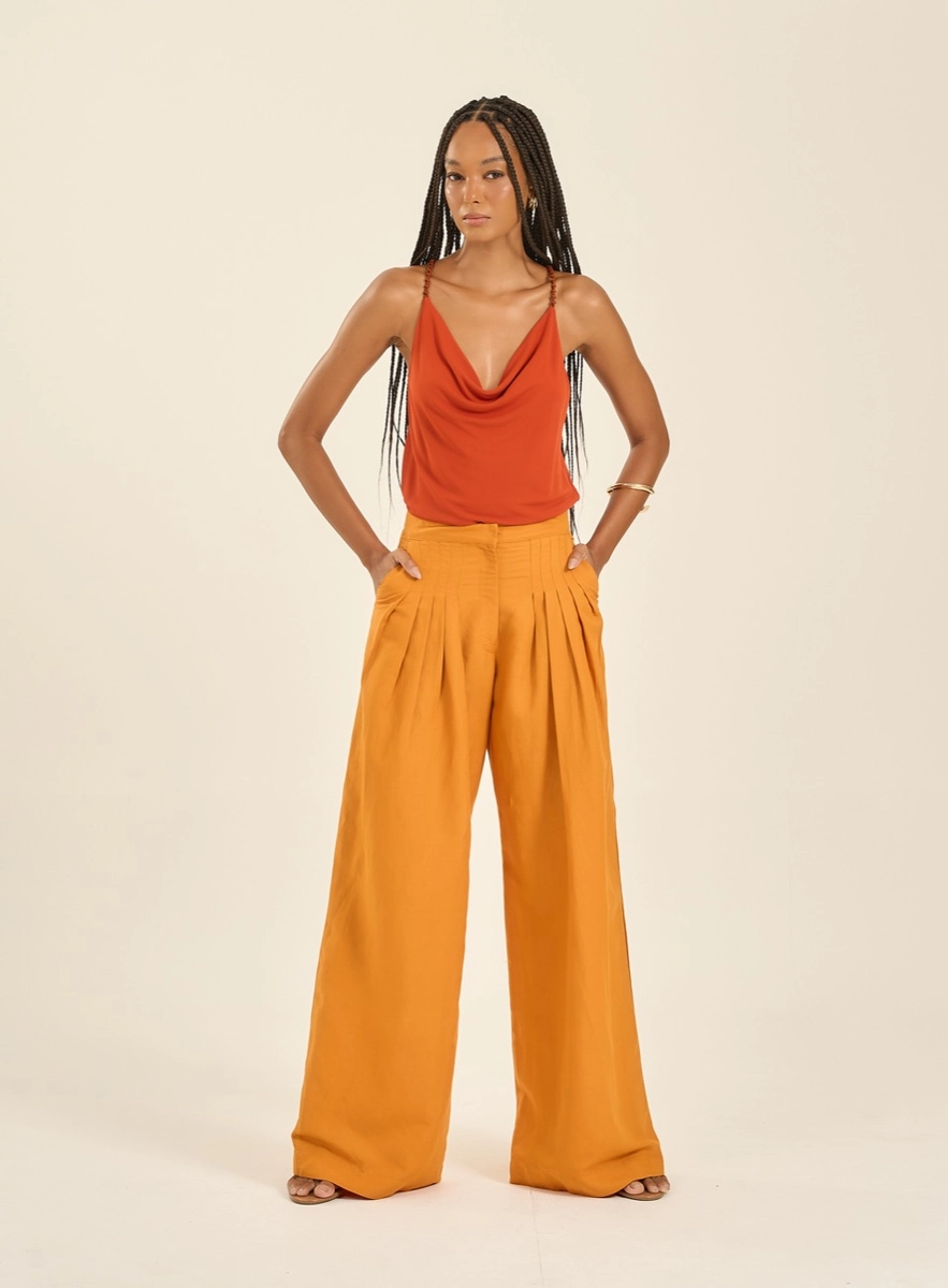 Blusa Decote Degagê Com Alças Finas Laranja Souisy