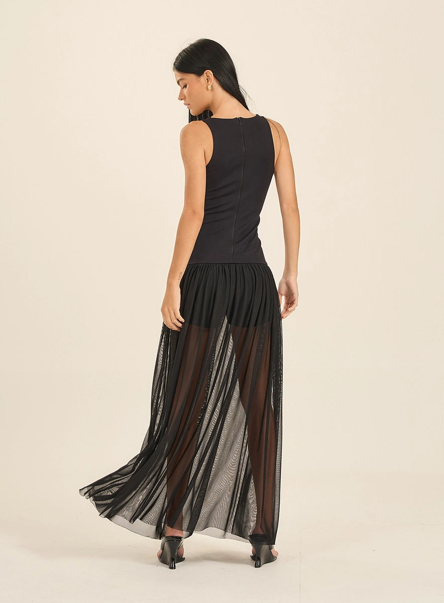 Vestido Midi Canelado Com Detalhe Franzido Preto Souisy