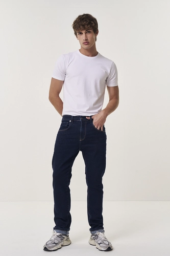Calça Jeans Masculina Aideen Straight Comfort