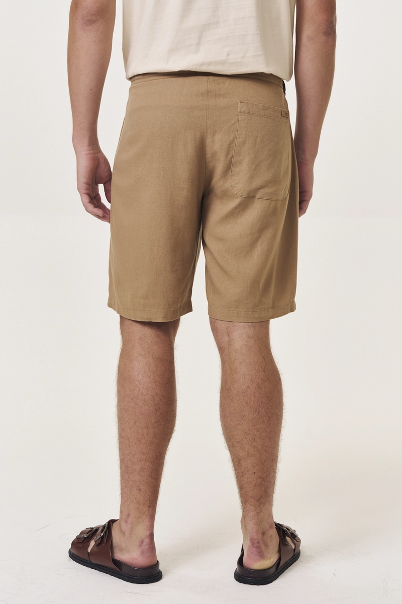 Bermuda Alfaiataria Masculina Regular Marrom Lcecci