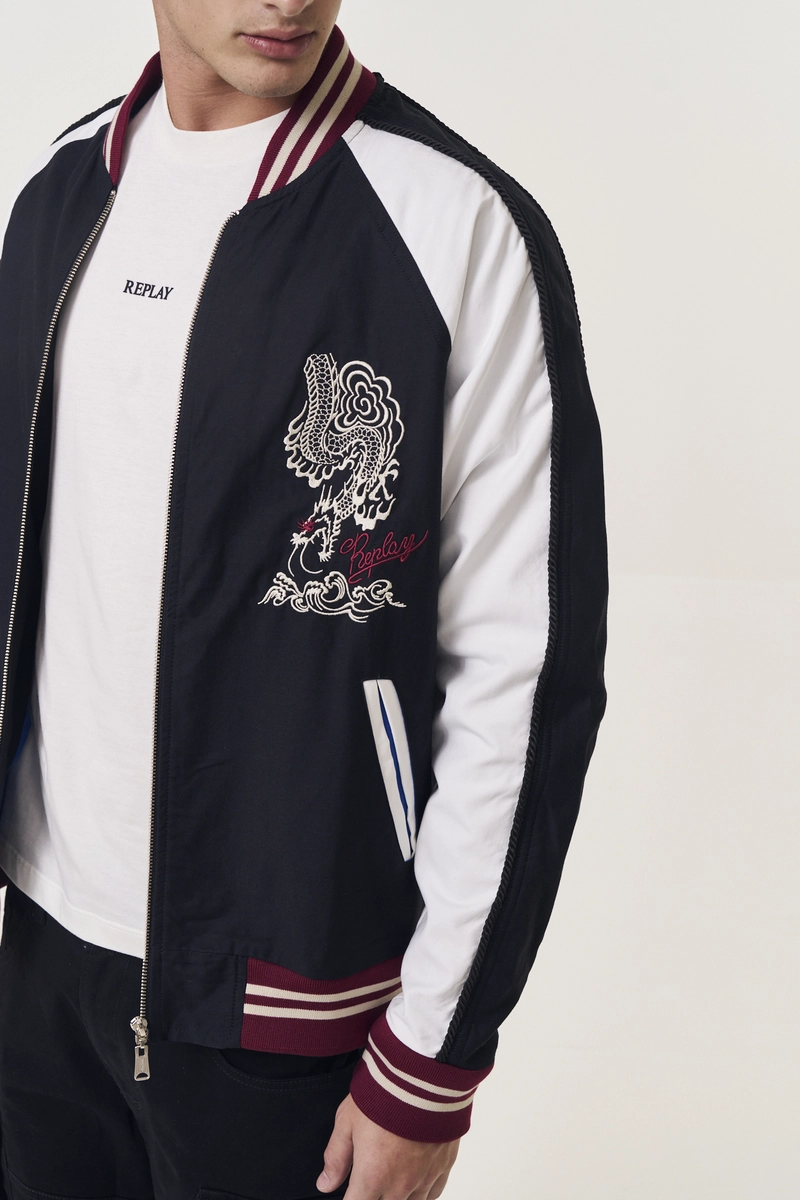 Jaqueta Masculina Bicolor Bomber Com Bordado Preto Lcecci