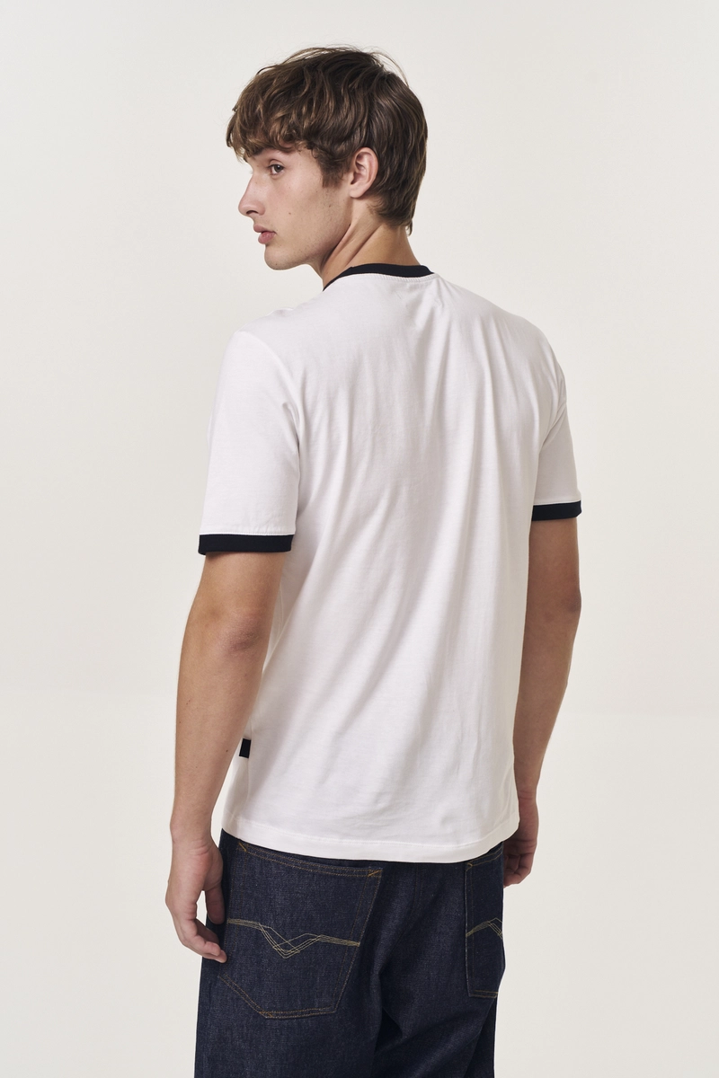Camiseta Masculina Regular Com Contraste Off Shell Replay