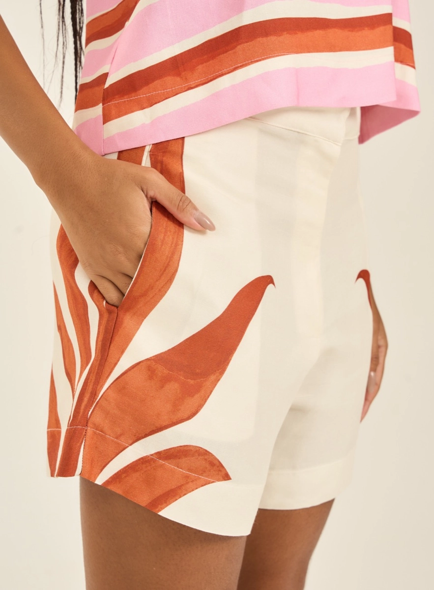 Short Linho Estampado  Com Bolsos Estampados Souisy