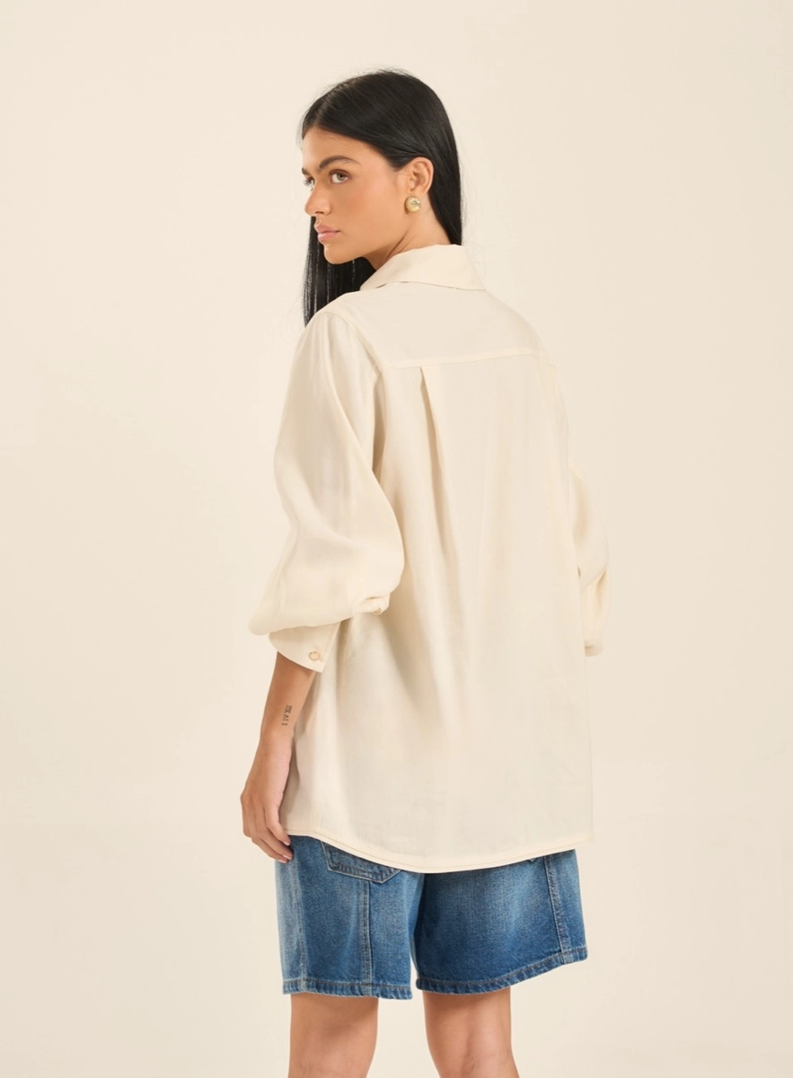 Camisa Longa Com Detalhes Em Tule Bege Souisy