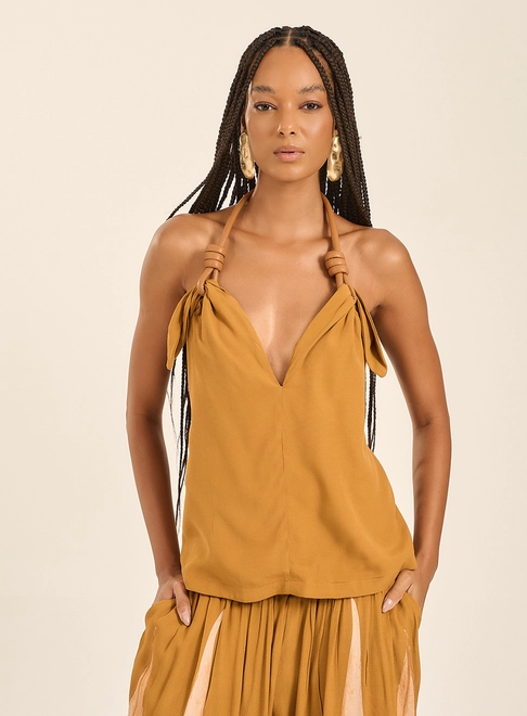 Blusa Decote V Com Costas Abertas