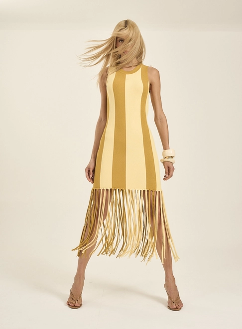 Vestido Midi Com Barra De Franjas