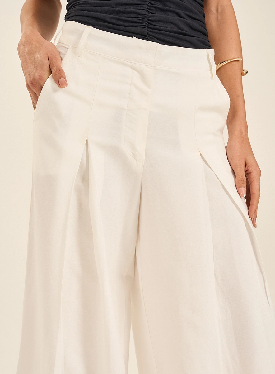 Calça Feminina Pantalona Com Pregas Off Shell Souisy